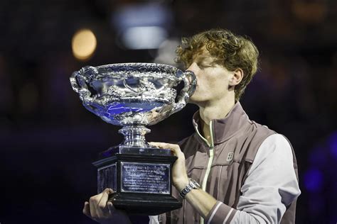 Jannik Sinner Nellolimpo Dei Grandi Lalbo Doro Degli Australian Open