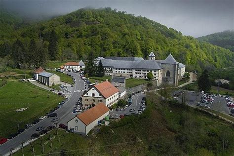EKOLANDA (Esnoz) - Guesthouse Reviews, Photos, Rate Comparison ...