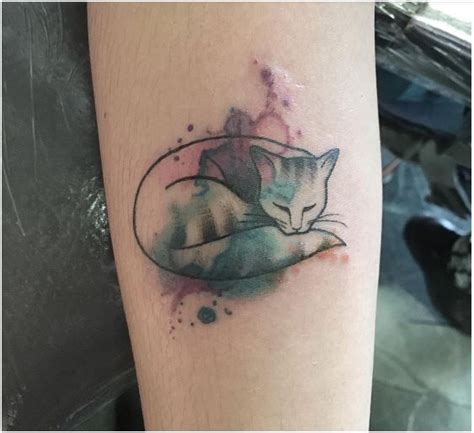 Voici Adorables Tatouages Minimalistes Inspir S Des Chats Pour