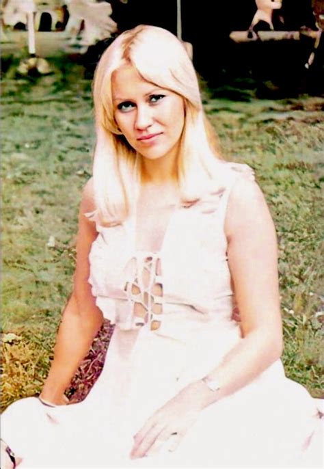 Pin by Hans29623 on ABBA Blonde singer Agnetha fältskog Abba