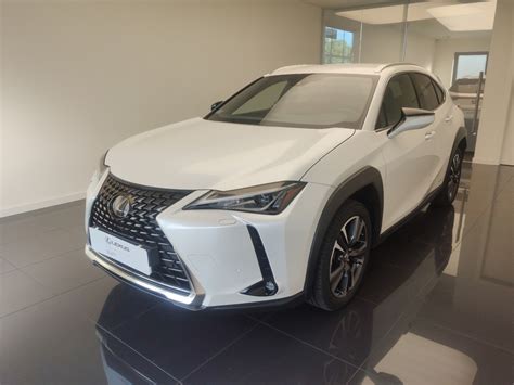 Oferta samochodu Lexus UX 2 0 Hybryda 2020 149 900 zł brutto Lexus