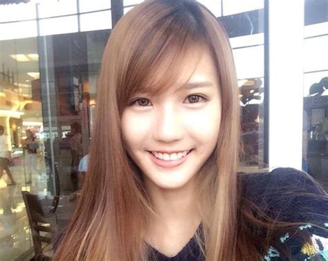 Clip của hot girl Malaysia hút 2 7 triệu lượt xem
