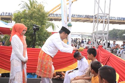 Berlangsung Semarak Muflihun Petang Belimau Tradisi Turun Temurun