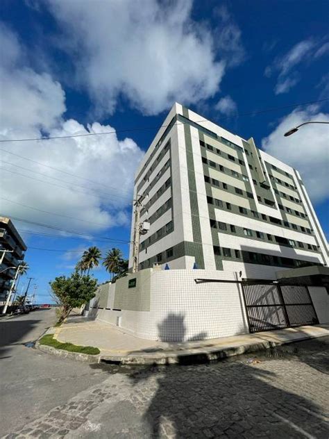 Apartamento na Rua Elias Ramos de Araújo 77 Cruz das Almas em Maceió