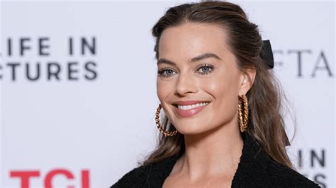 Margot Robbie Opens Up About Imposter Syndrome Before Filming Barbie