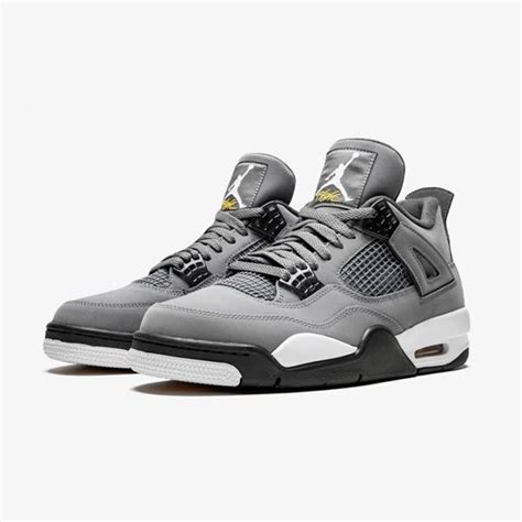 Sneaker Pimp | Air Jordan 4 Retro