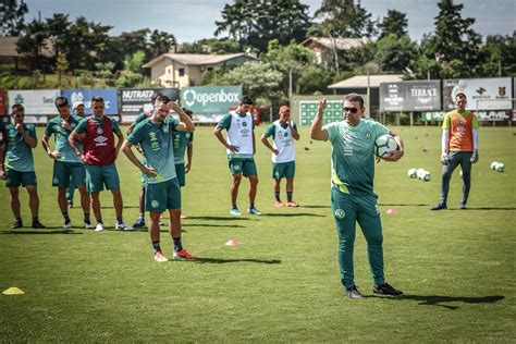 Umberto Louzer Comanda Primeiro Treino E Indica Escala O Para Estreia