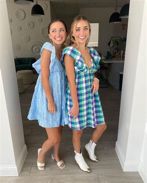 Brooklyn And Baileyさんのインスタグラム写真 Brooklyn And Baileyinstagram「coordinating Outfits」8月4日 3時