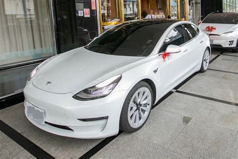 特斯拉 Model 3 2019起 《嫁給我結婚禮車》 結婚禮車出租第1推薦 榮獲1000對新人推薦