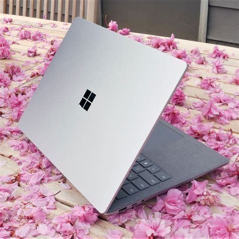 カメラ Microsoft Microsoft Surface Laptop 4 I5 8gb 512の通販 By Okus Shop