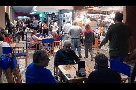 Im Genes Miles De Turistas Disfrutan Semana Santa En Las Termas De