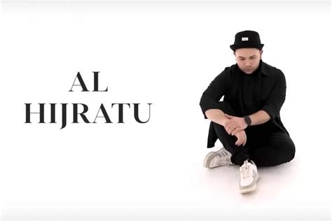 Lirik Sholawat Al Hijrotu Versi Arab Latin Dan Artinya Dalam Bahasa