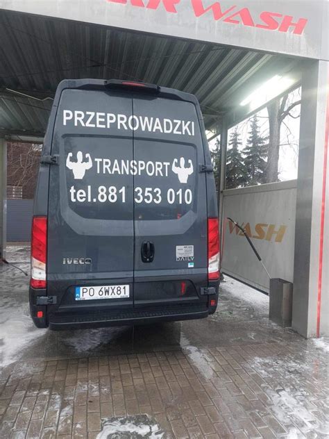 Transport przeprowadzki wywóz starych mebli darmowa wycena Transport