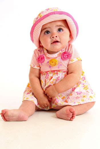 Cute as a Button: HOT Spring Fashion (Baby Lulu)