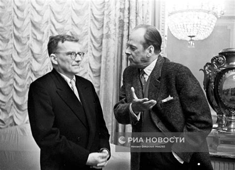 Композитор Д.Д.Шостакович и актер Н.К.Черкасов | РИА Новости Медиабанк