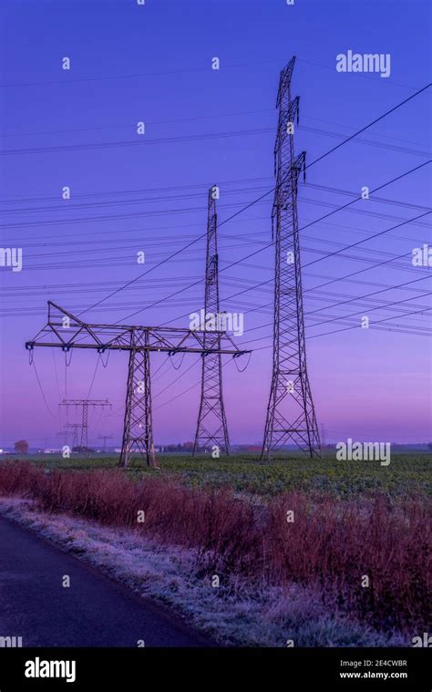 Power Pylons Electricity Pylons Power Lines Stock Photo Alamy