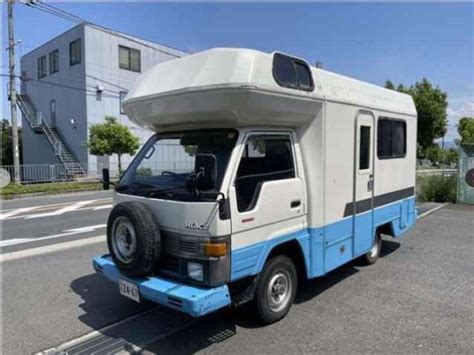 1991 Toyota Hiace U-LH85 in Yokohama, Japan