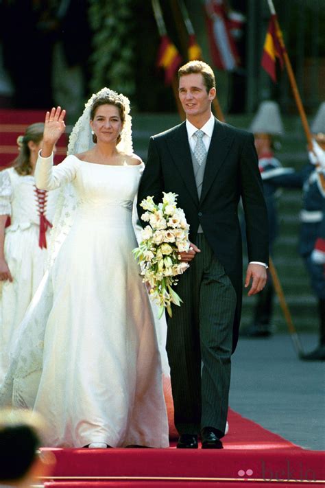 Boda De La Infanta Cristina E Iñaki Urdangarín En 1997 Fotos En Bekia