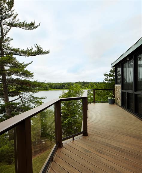 Screened Porch With Composite Decking Klassisch Terrasse Sonstige