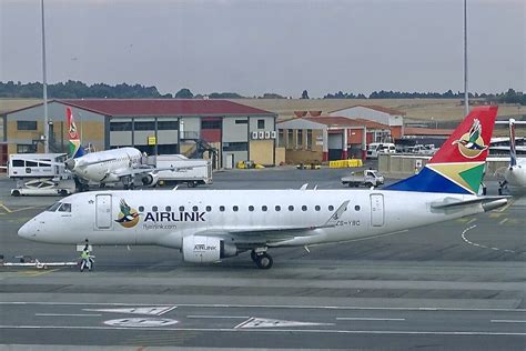 Saiba Para Onde A Airlink Voa Com Seus Três Embraer 170 Flap