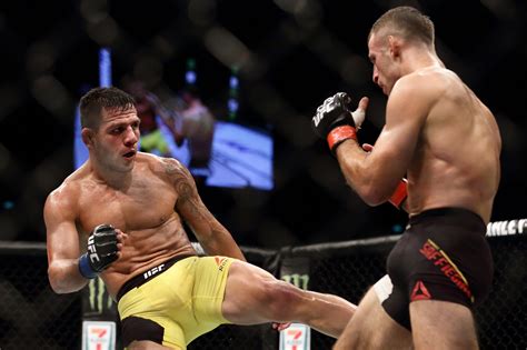 Rafael Dos Anjos Wants To Renew UFC Rivalry With Conor McGregor