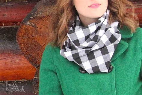 How To Make An Infinity Scarf In 10 Minutes Sewing 4 Free