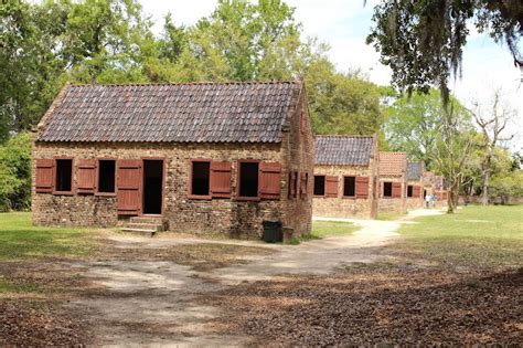 Who Will Make Me Laugh Americas Most Photographed Plantation