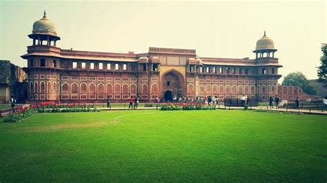 Agra fort | Agra fort, World heritage sites, Unesco world heritage site