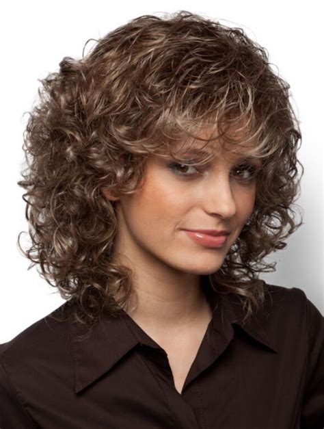 Beautiful Long Wavy Blonde Layered Amazing Wigs VS 2025 Post Wigsis