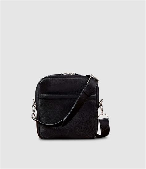 Wanderer Cross Body Buffalo Black Day Bags