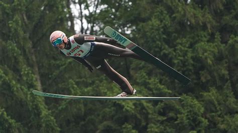 Dawid Kubacki wygrał cały cykl Letniej Grand Prix w skokach