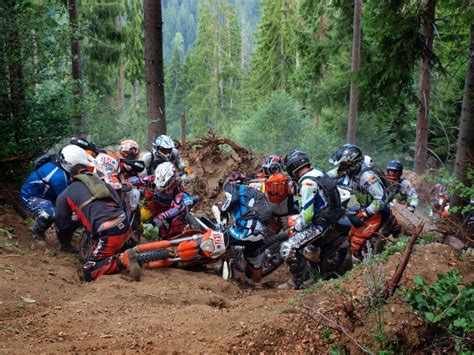 Enduro Romania 2 editorial photography. Image of competition - 46865137