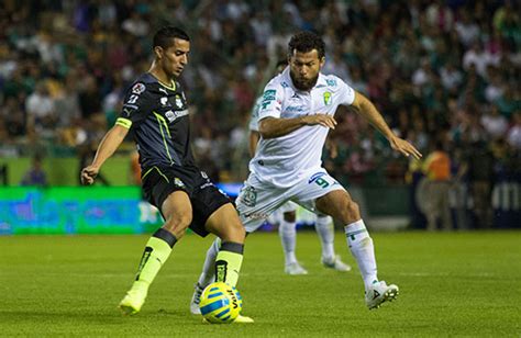 León viene de atrás para vencer 2 1 a Santos en un emocionante duelo