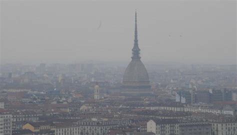 Smog Torino Respira I Blocchi Delle Auto Non Funzionano