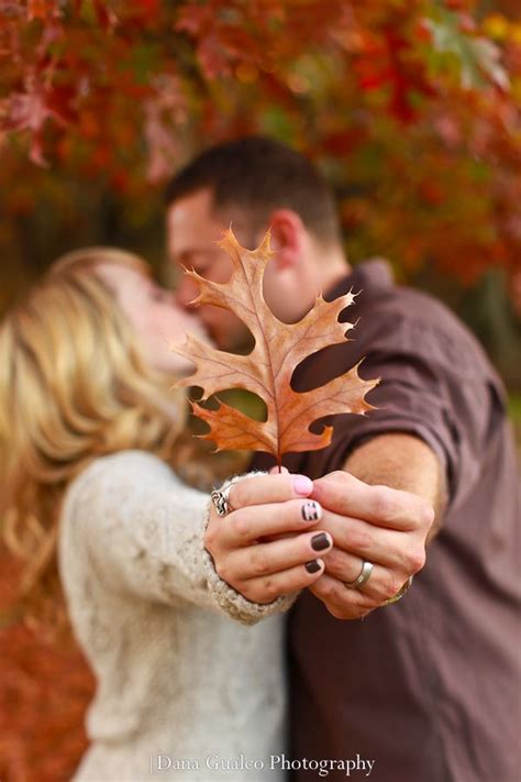 Fall Couple Portrait Fall Couple Pictures Fall Engagement Pictures