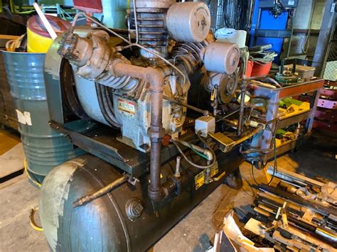 1 Preowned Ingersoll Rand 15 Hp Piston Type Air Compressor 120