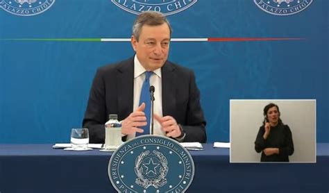 Draghi Dal 26 aprile le zone gialle sì alle riaperture priorità