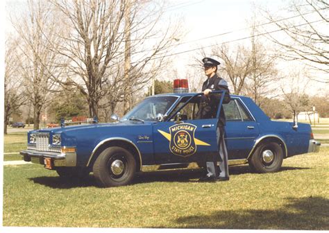 copcar dot com - The home of the American Police Car - Photo Archives