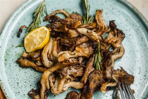 Pan Fried Oyster Mushrooms With Rosemary Home Cooking Collective