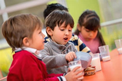 Escuela Infantil En El Barrio Del Pilar Jugar Es Vital