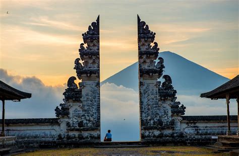 Pura Lempuyang, Pura Tertinggi di Bali