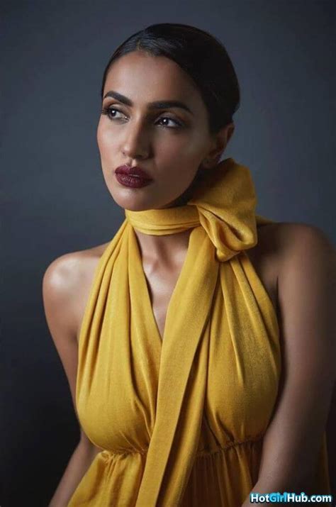 Akshara Gowda Hot Photos Bollywood Actress Sexy Pics Photos