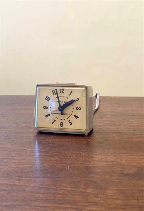 Vintage General Electric Alarm Clock Ge Retro Lighted Dial Etsy