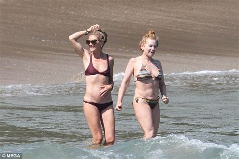 Hot Sexy Tamra Davis Bikini Pics