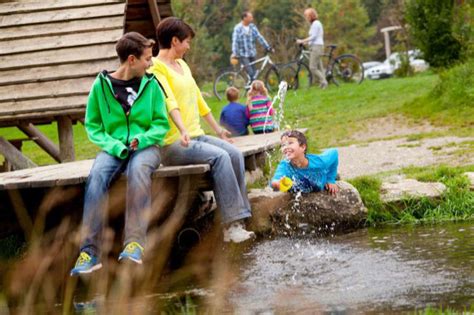 In Der Heidenheimer Brenzregion Wartet Auf Familien Eine Spannende