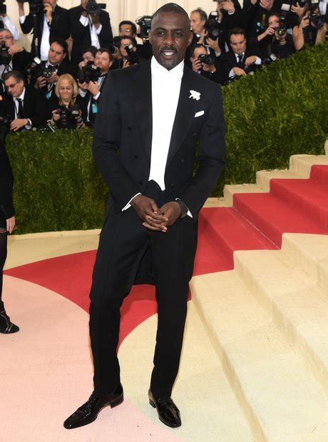 Idris Elba Kept It Classic With A James Bond Esque Suit All The