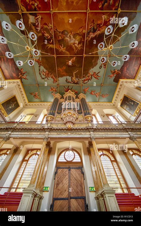 Sheldonian theatre interior hi-res stock photography and images - Alamy