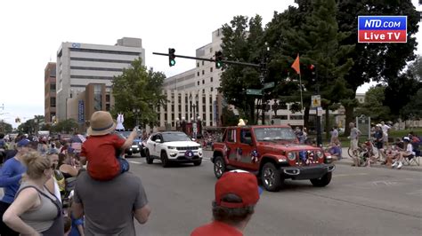 Peoples In Lansing Michigan Hold Independence Day Parade Epochtv