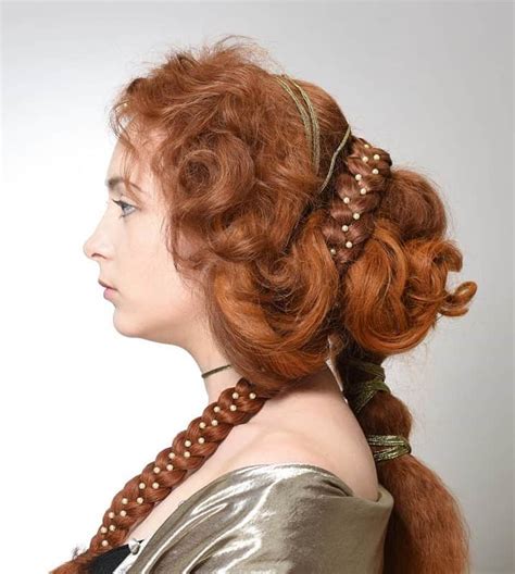 Renaissance Hairstyles To Get Inspired In