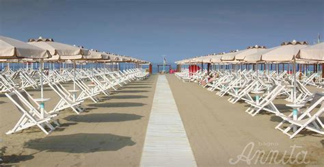 Discover The Beaches Of Versilia With GH Royal Viareggio